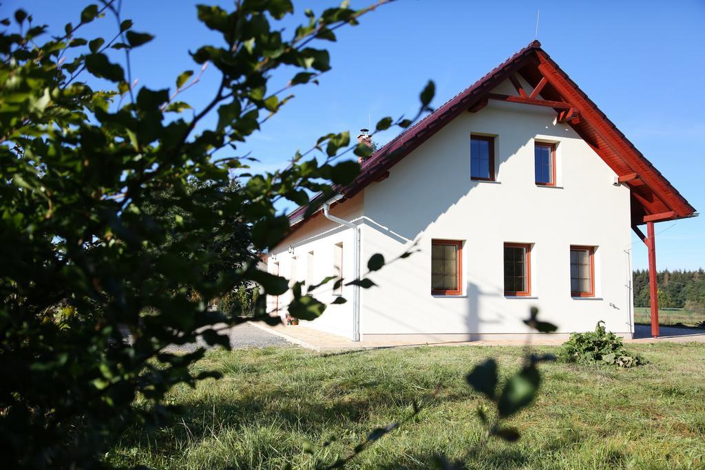 Penzion Recall Troskovice Exterior foto